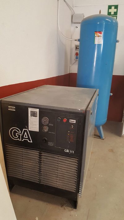 Compresor Atlas Copco GA 111 y depósito de 500 Litros